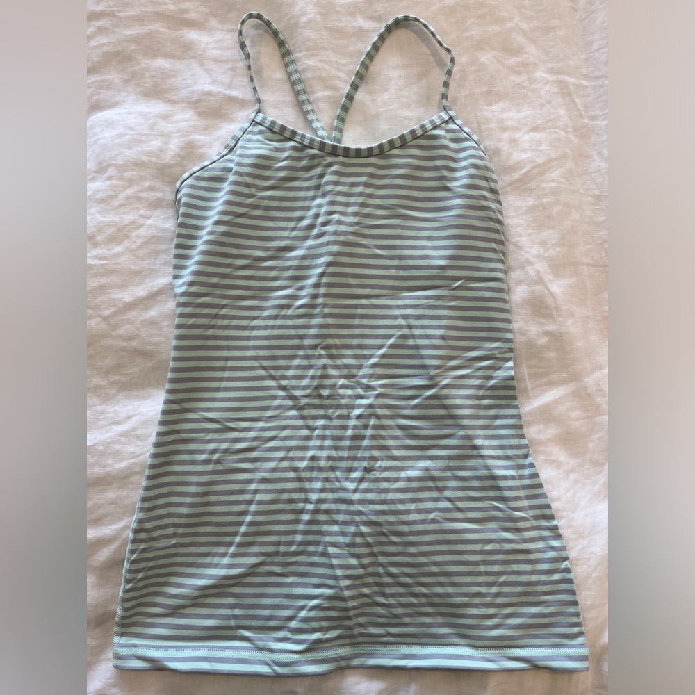 Excellent condition! Lululemon gray and green power Y tank